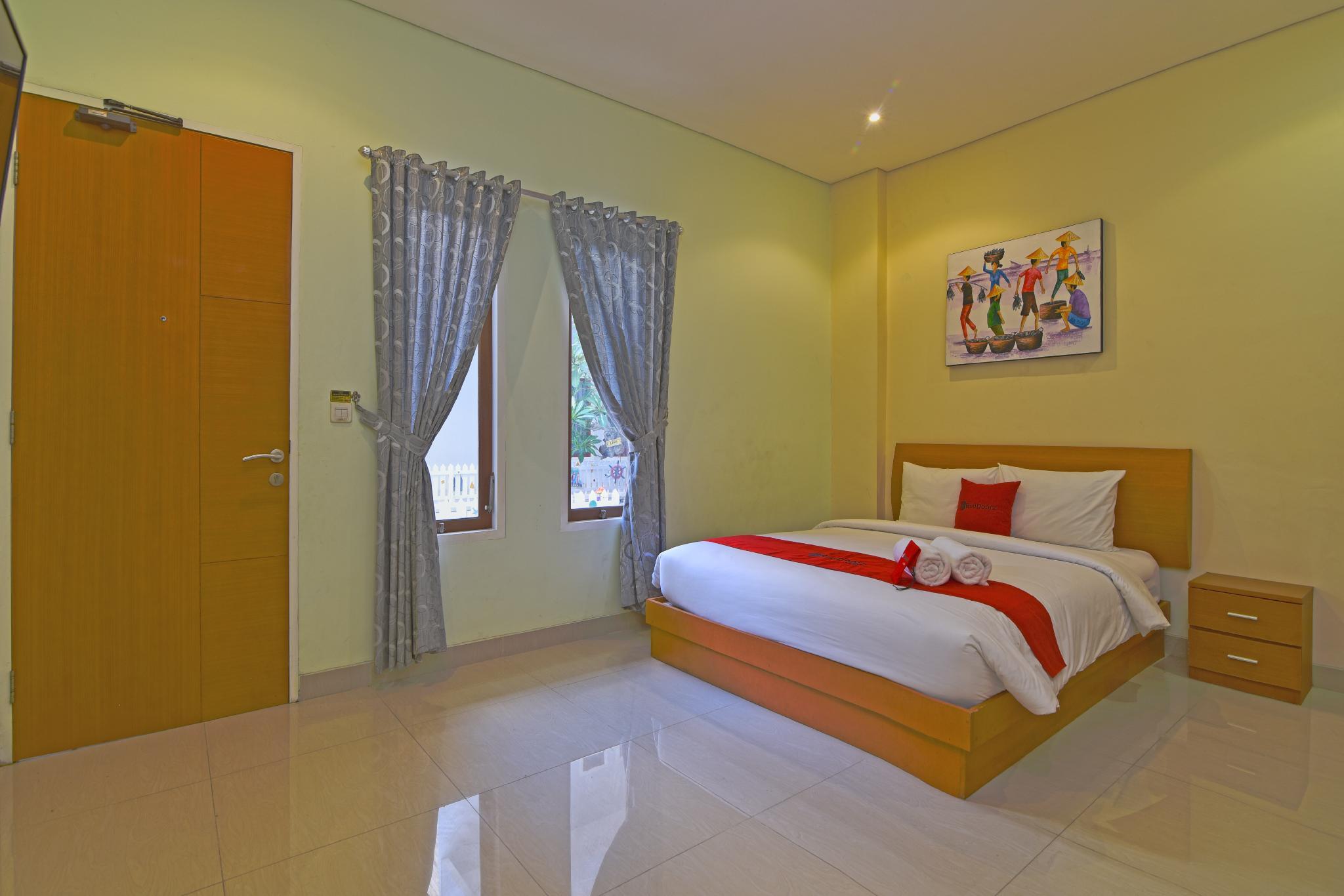 Reddoorz Plus @ Mahendradatta Denpasar Esterno foto
