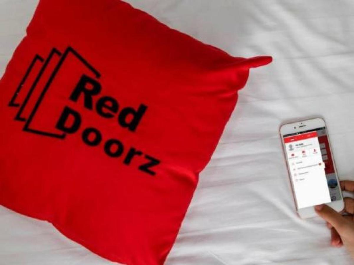 Reddoorz Plus @ Mahendradatta Denpasar Esterno foto